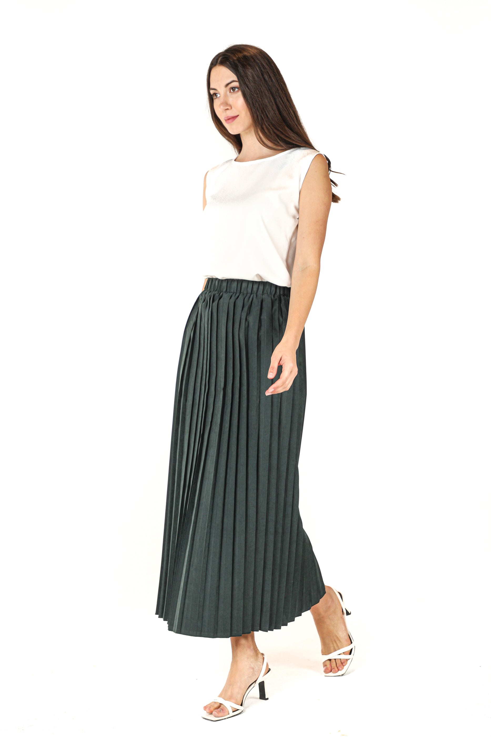 MOiSTREET Shamua Pleated Skirt