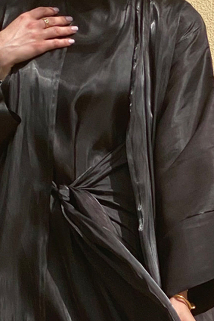 MOiSTREET Rotana Shimmer Black Abaya Set Comes With 3 Piece