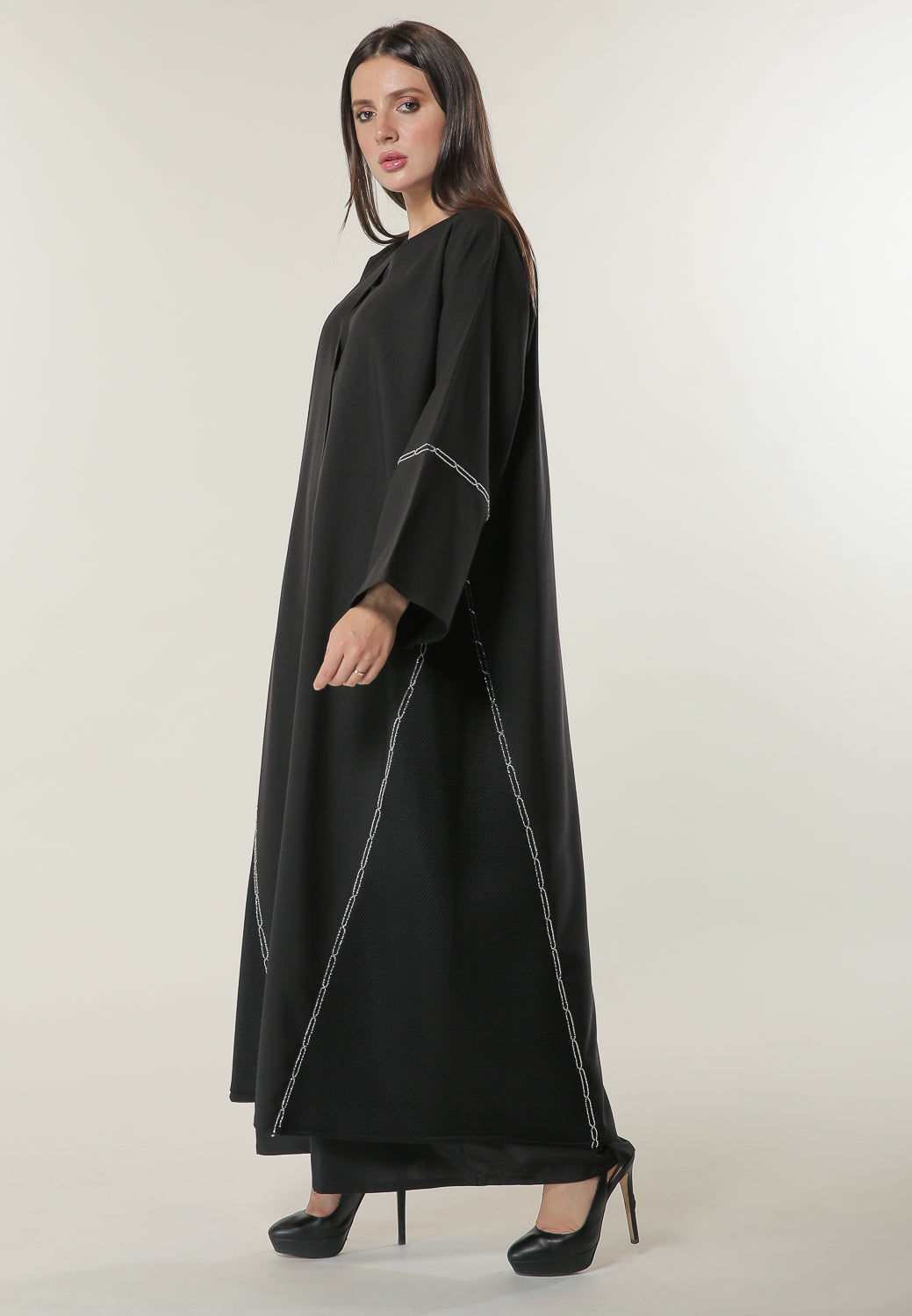 MOiSTREET Black Handwork Abaya