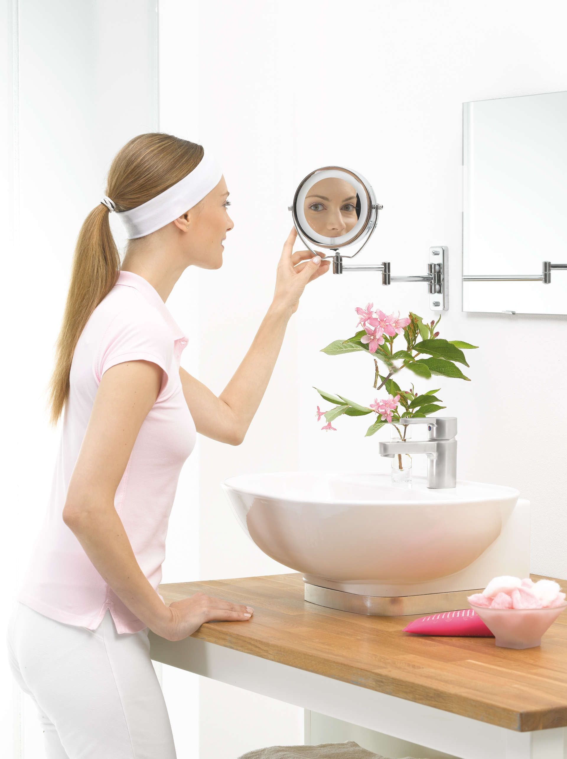 BEURER BS59 COSMETIC MIRROR 2IN1 WALL FIX