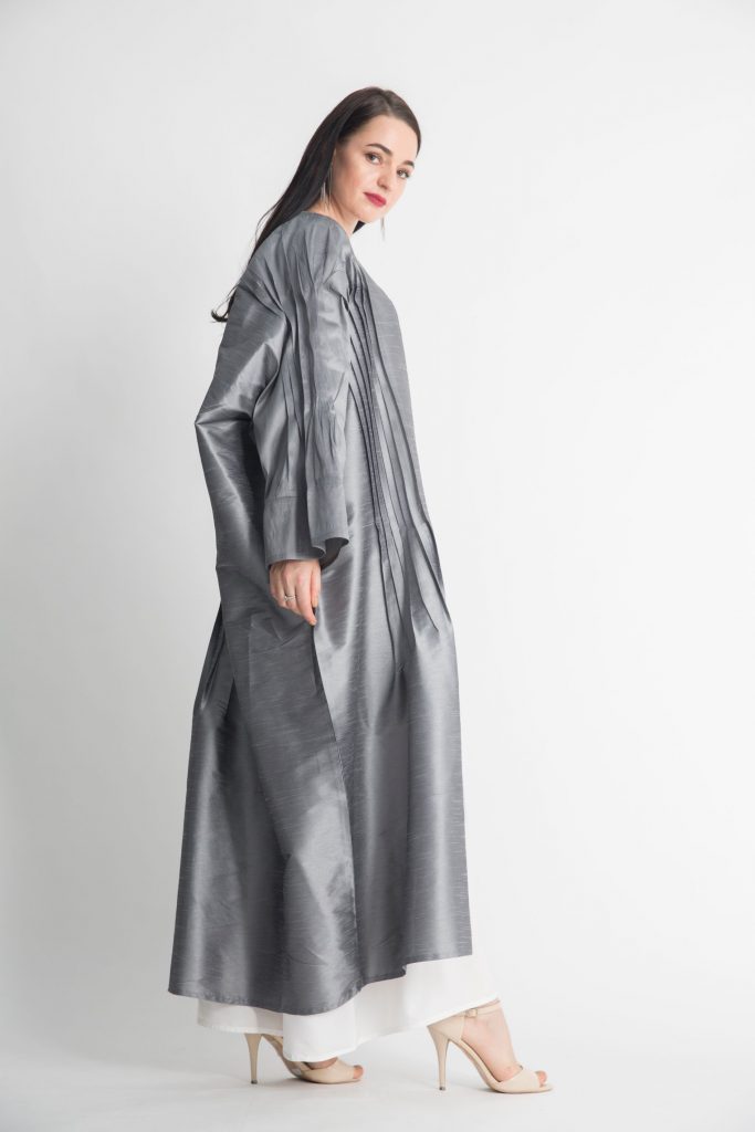 MOiSTREET Metallic Grey Pleated Abaya