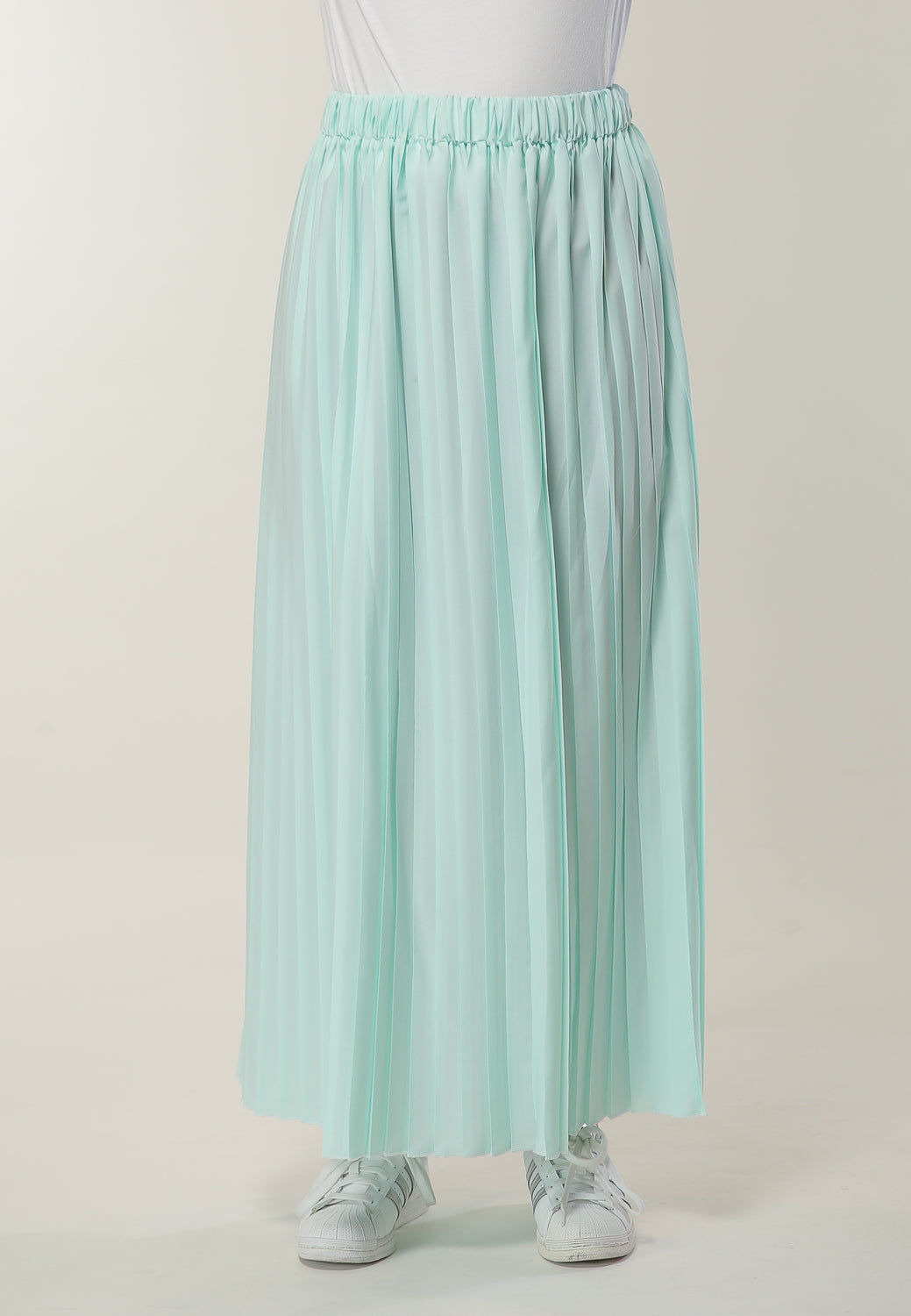 MOiSTREET Comfort Fit Pleated Skirt