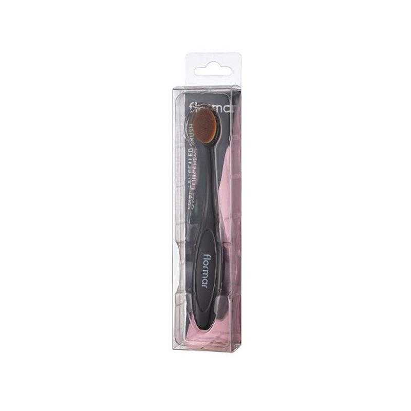 Oval Concealer Brush