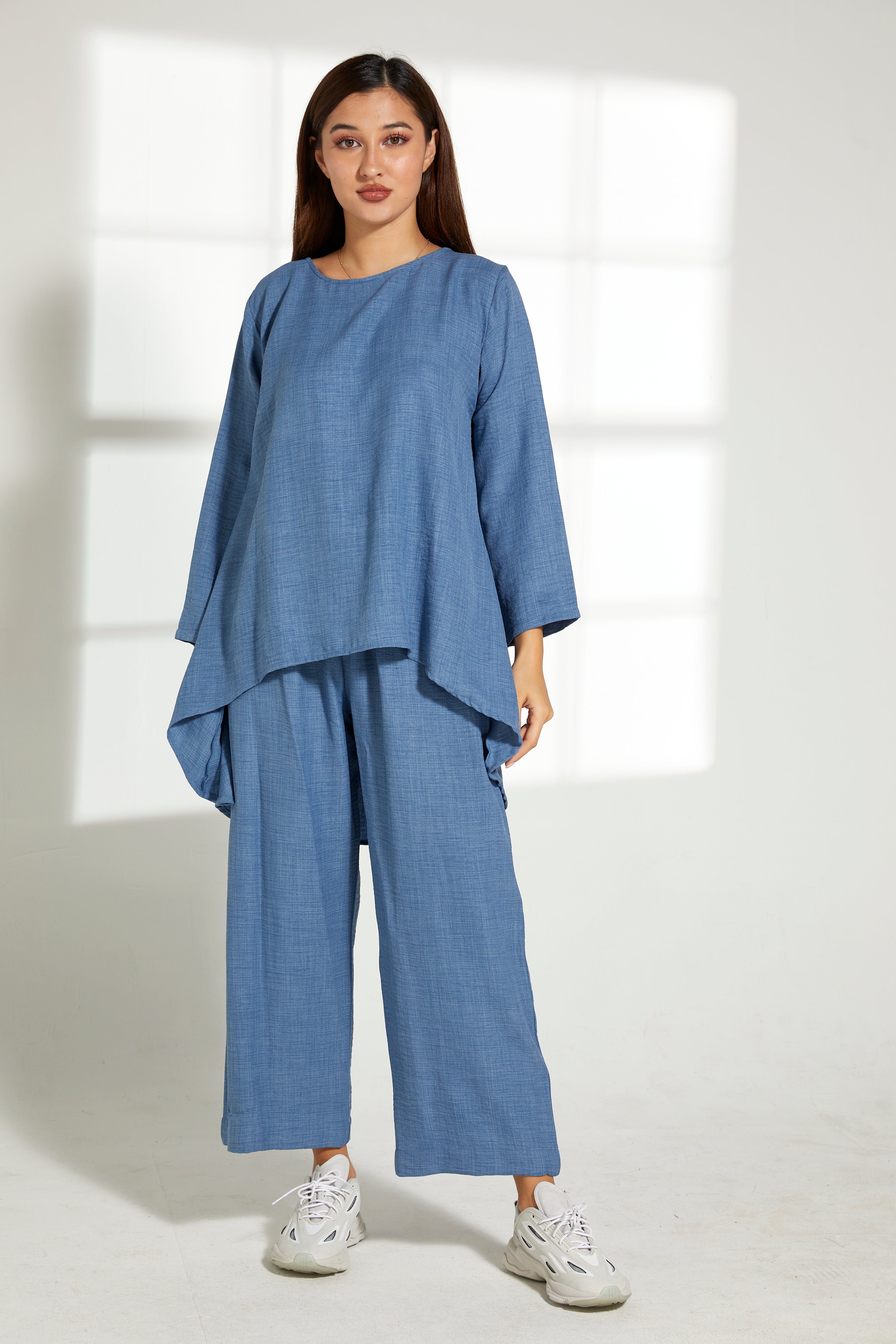 MOiSTREET Blue CEY Mélange Fabric Top And Pants Set
