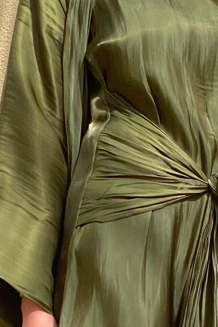 MOiSTREET Rotana Shimmer Green Abaya Set Comes With 3 Piece