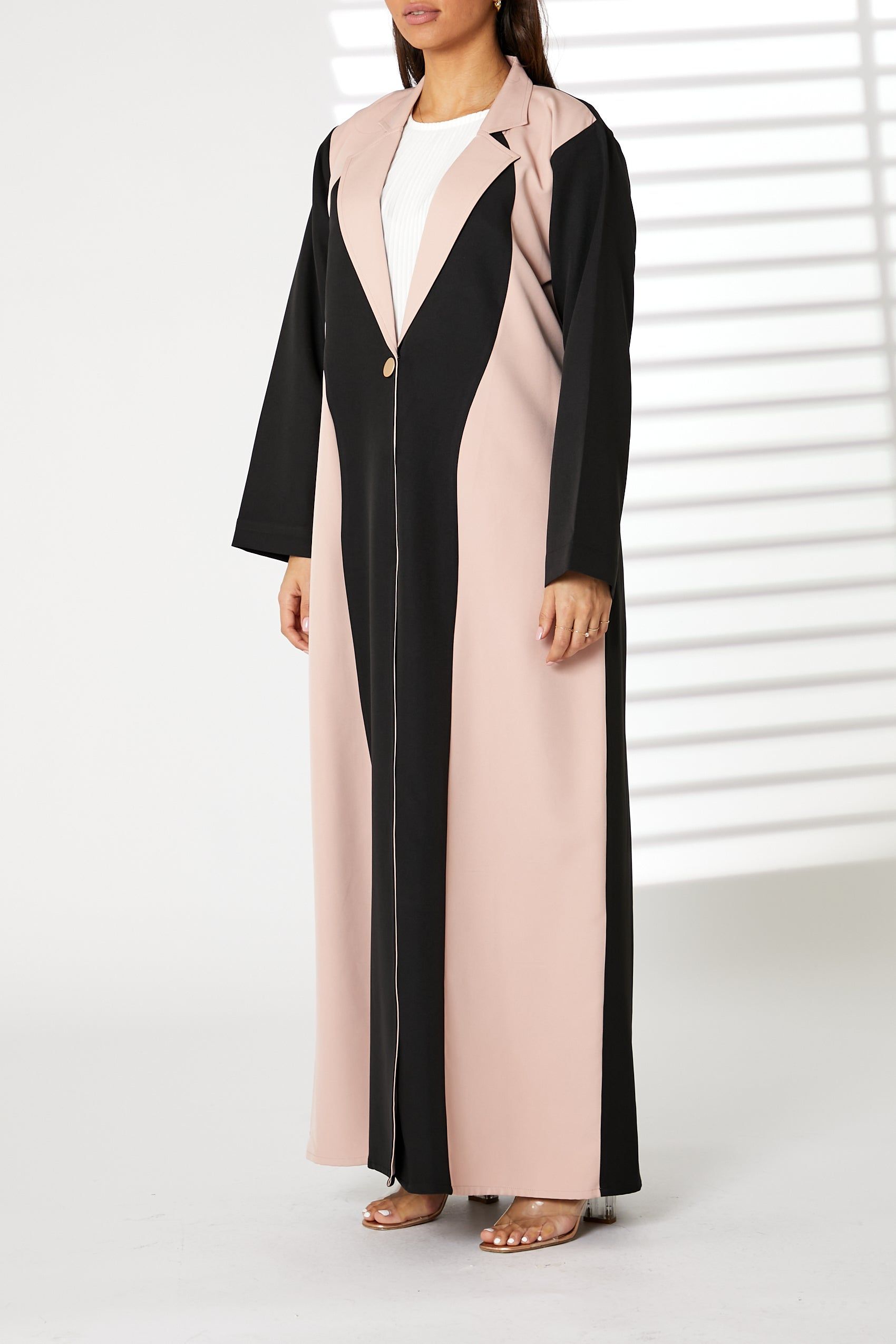MOiSTREET  Lapel Collar Nida Color blocked Abaya