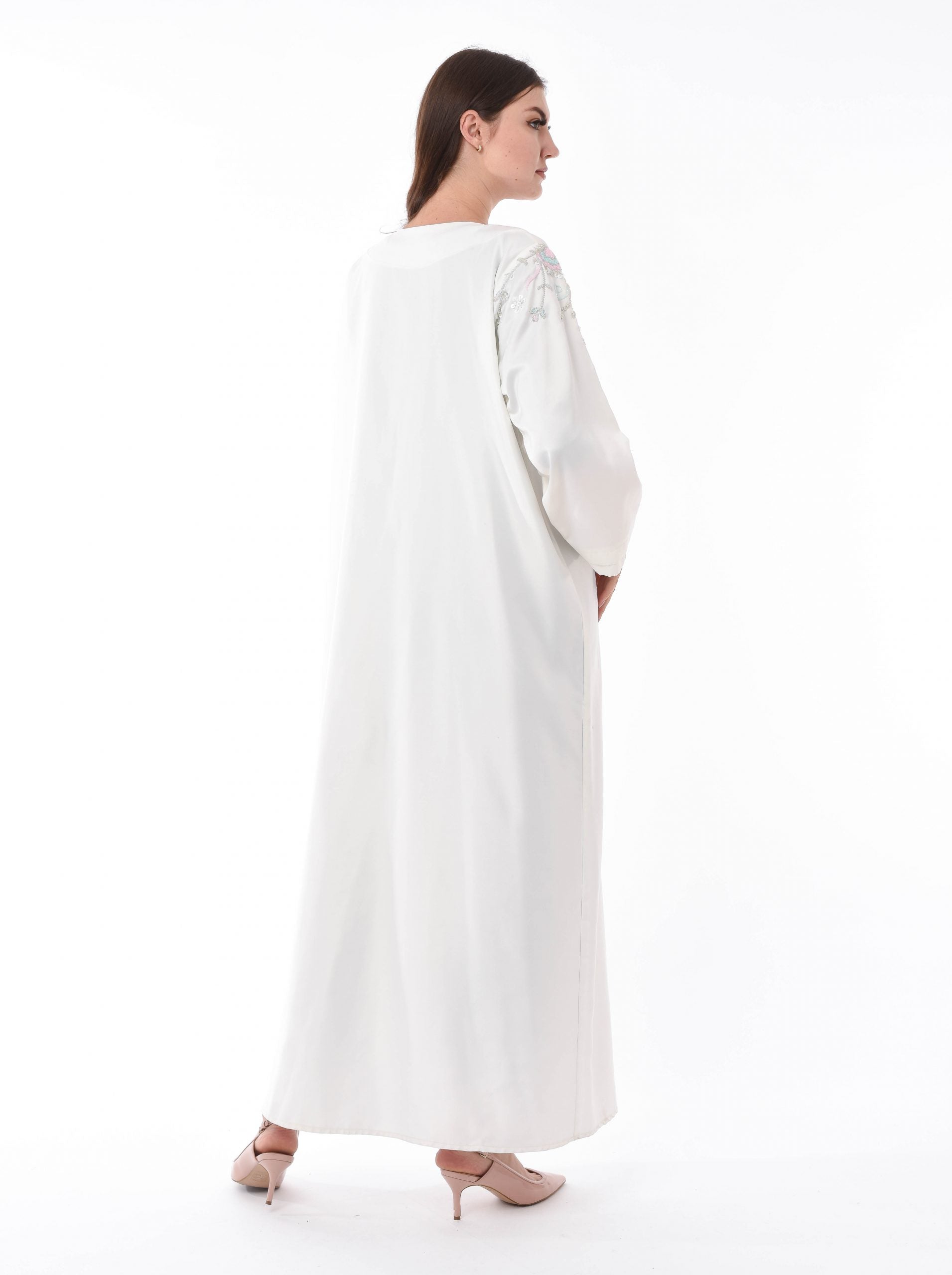 MOiSTREET White Kaftan with Hand Embroidery