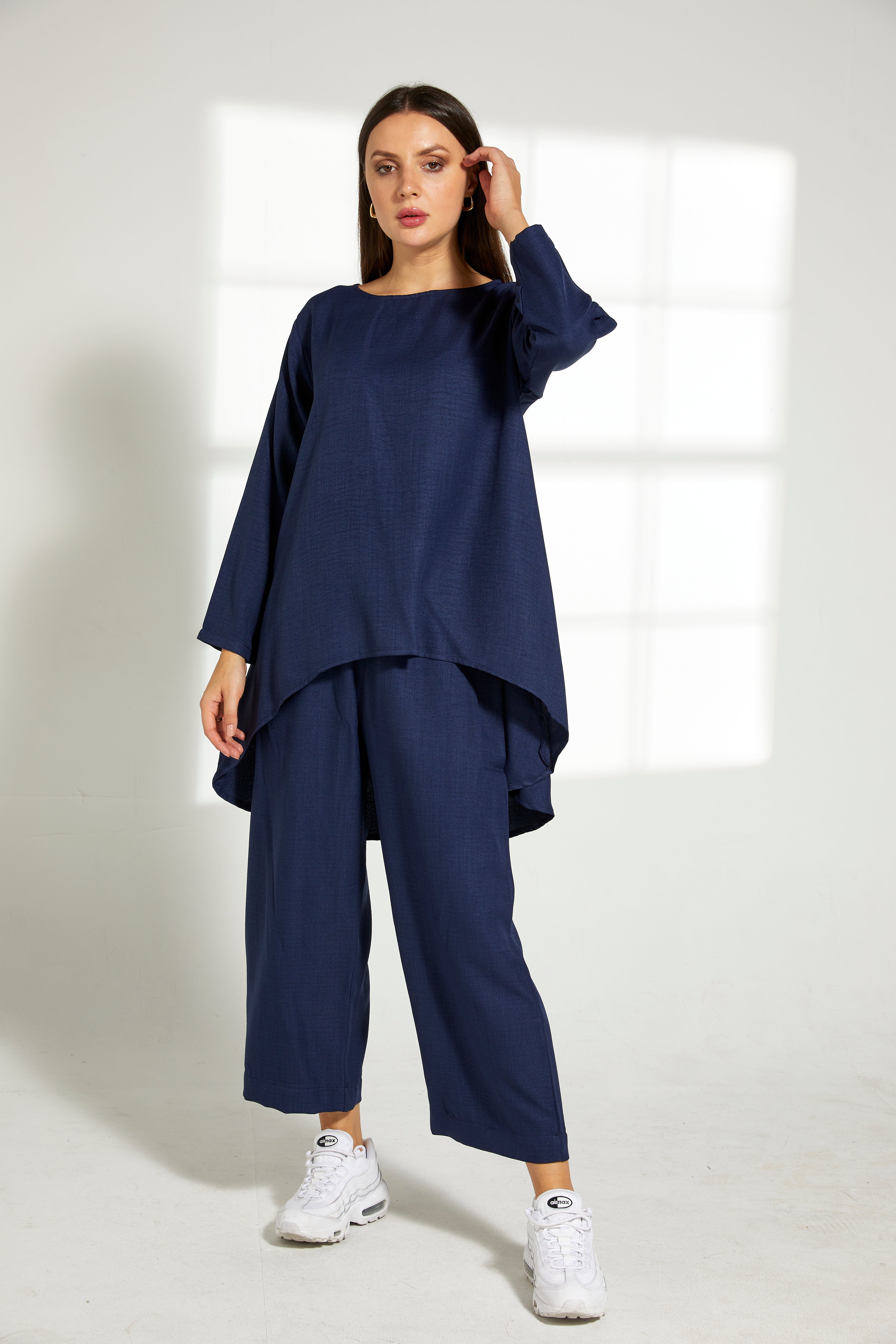 MOiSTREET Blue CEY Mélange Fabric Top And Pants Set