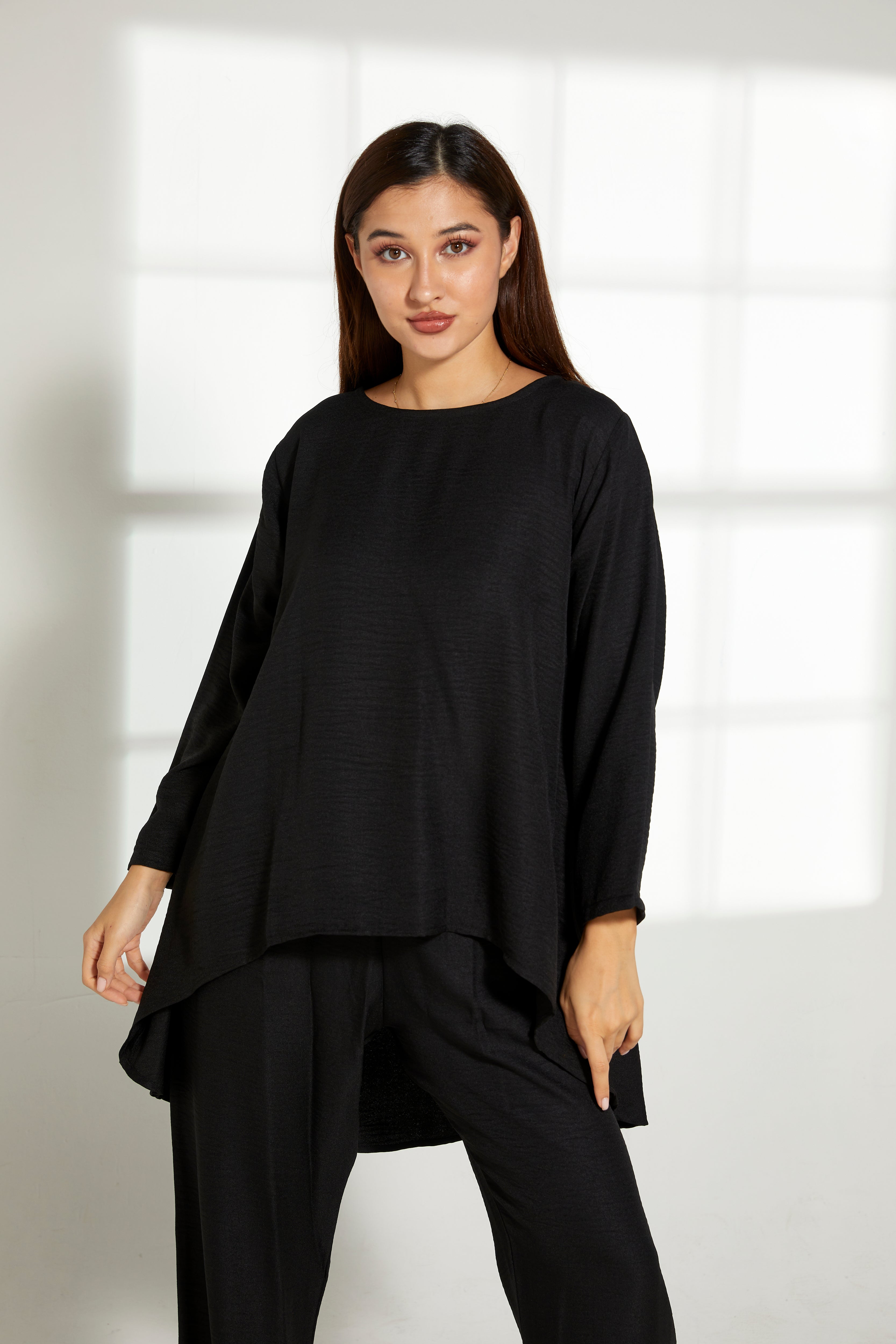 MOiSTREET Black CEY Mélange Fabric Top And Pants Set