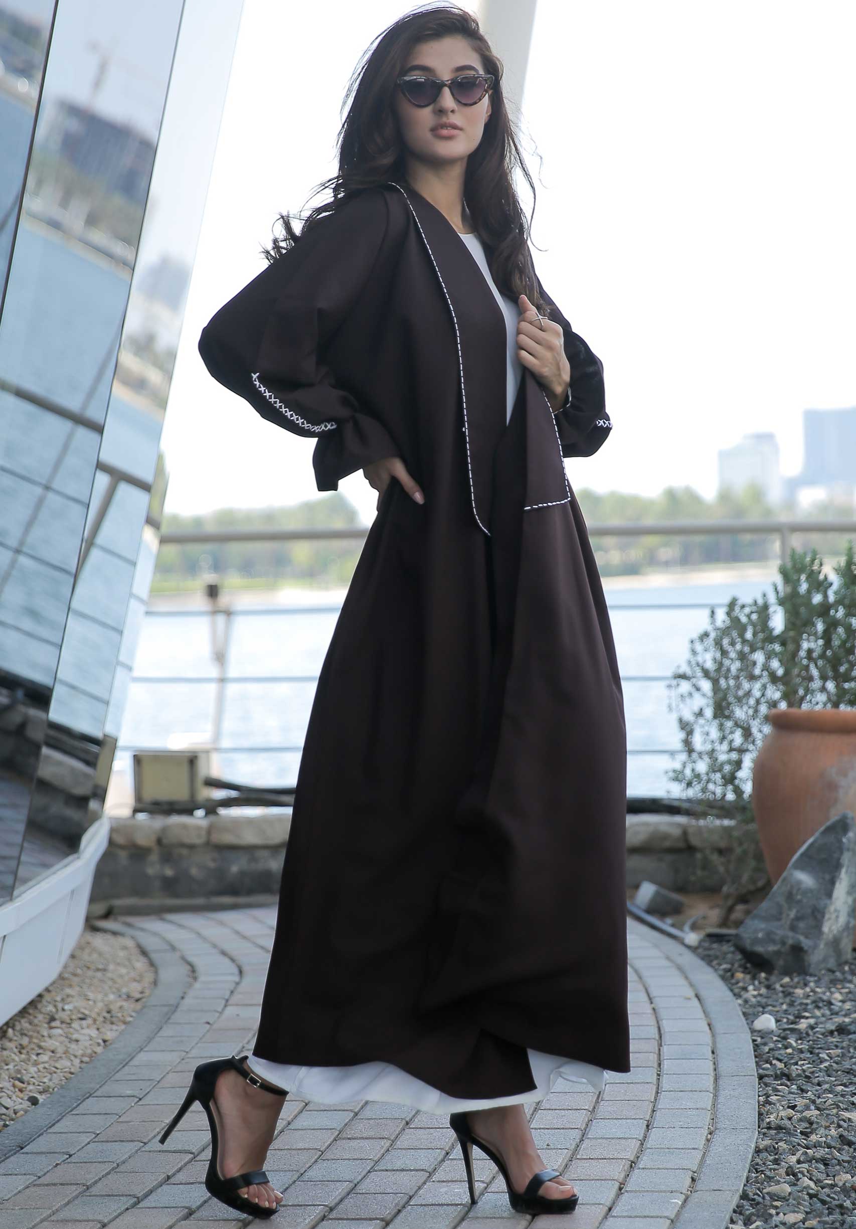 MOiSTREET Brown Abaya with Thread Weaving