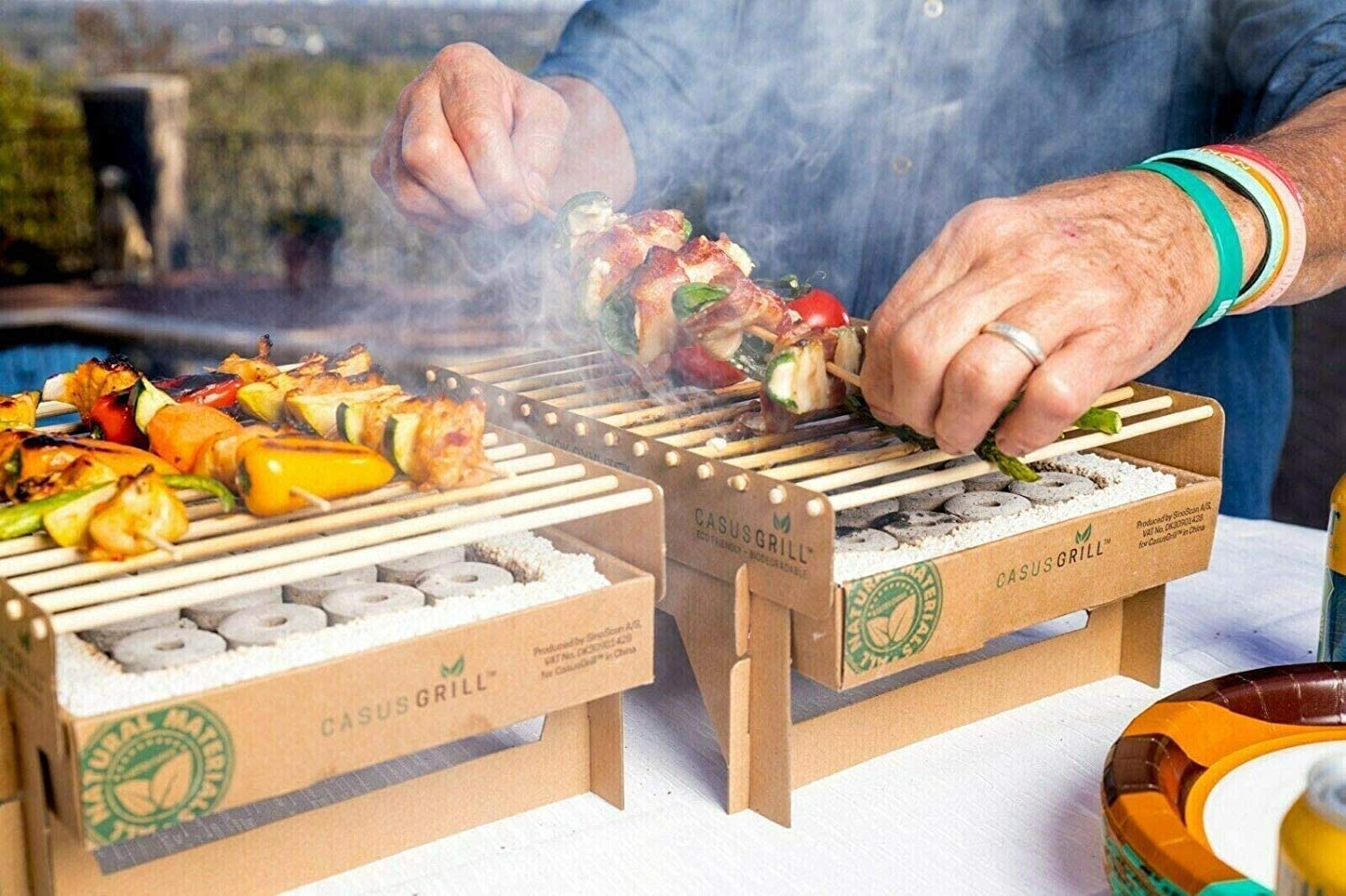 KISTENMACHER CasusGrill instant Single Use Biodegradable ECO-friendly BBQ Grill - Portable & Disposable