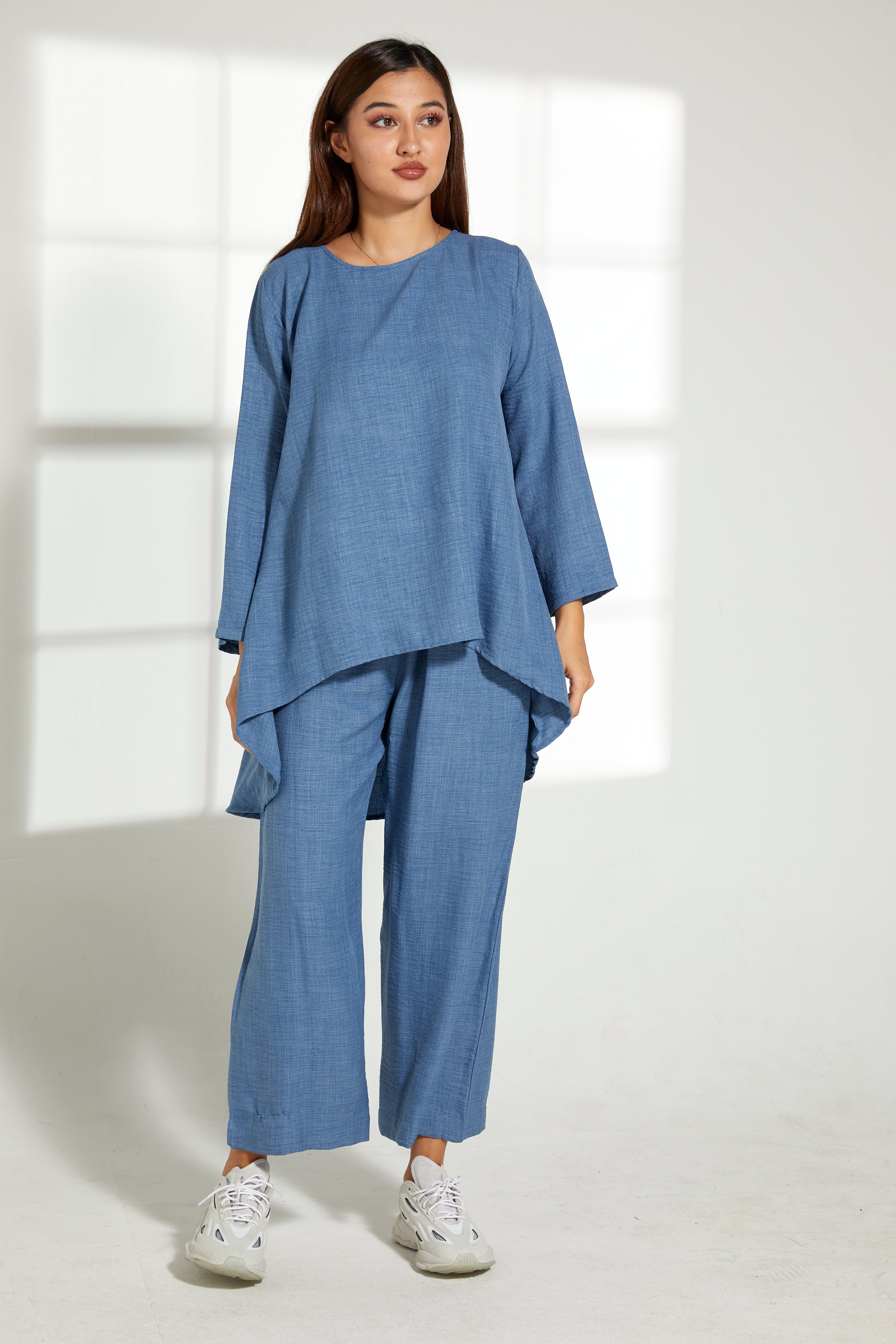 MOiSTREET Blue CEY Mélange Fabric Top And Pants Set
