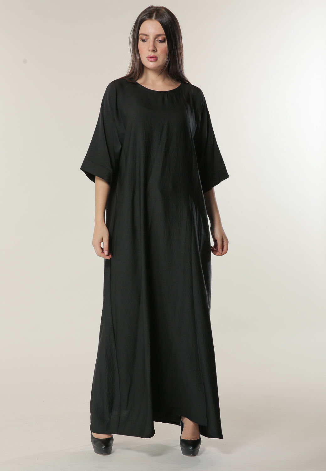 MOiSTREET Classic Black Under Abaya