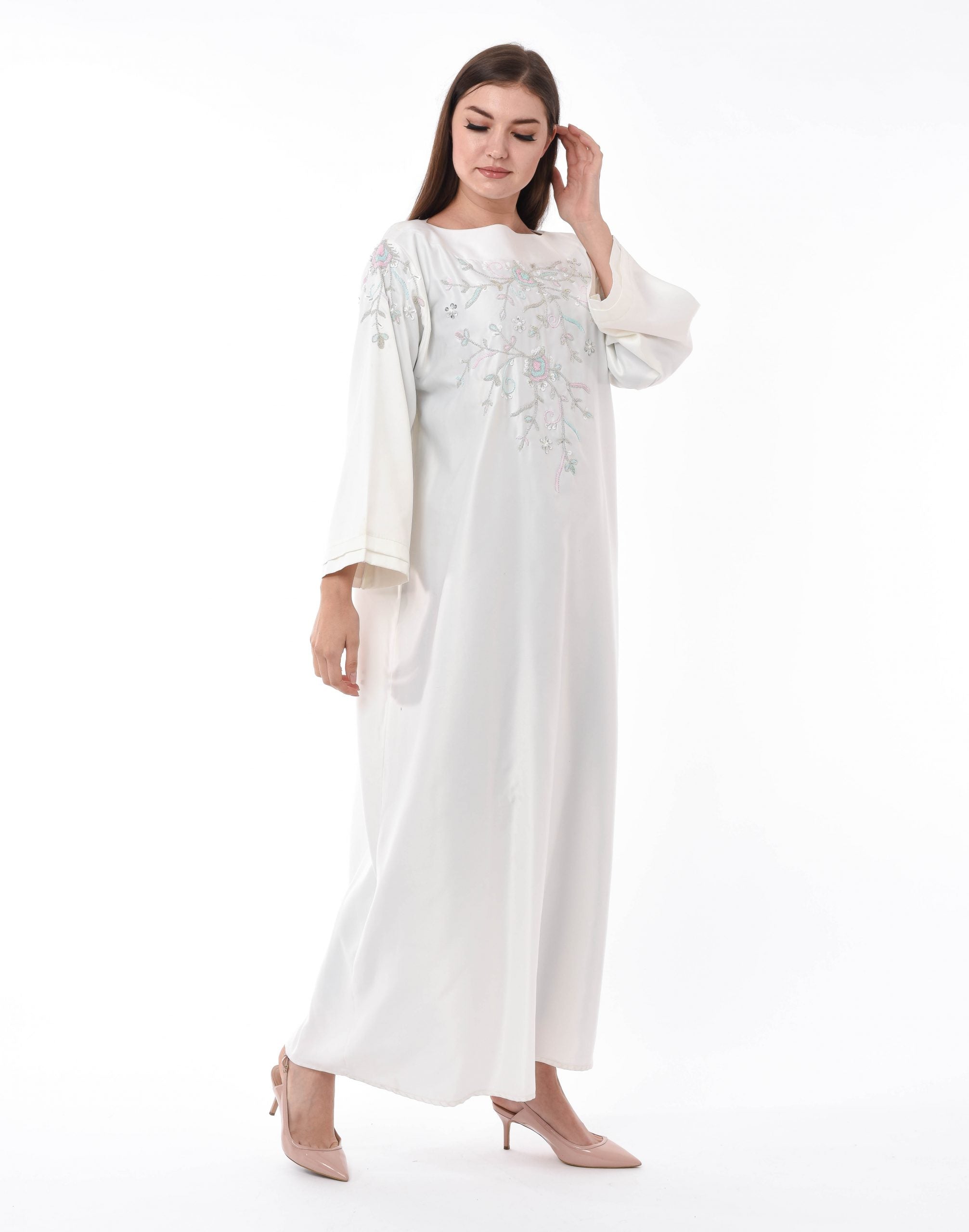 MOiSTREET White Kaftan with Hand Embroidery