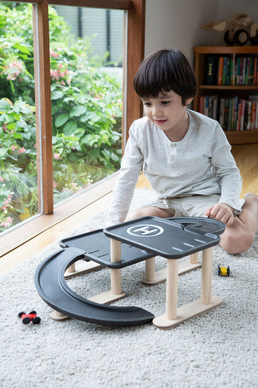 Race N Play