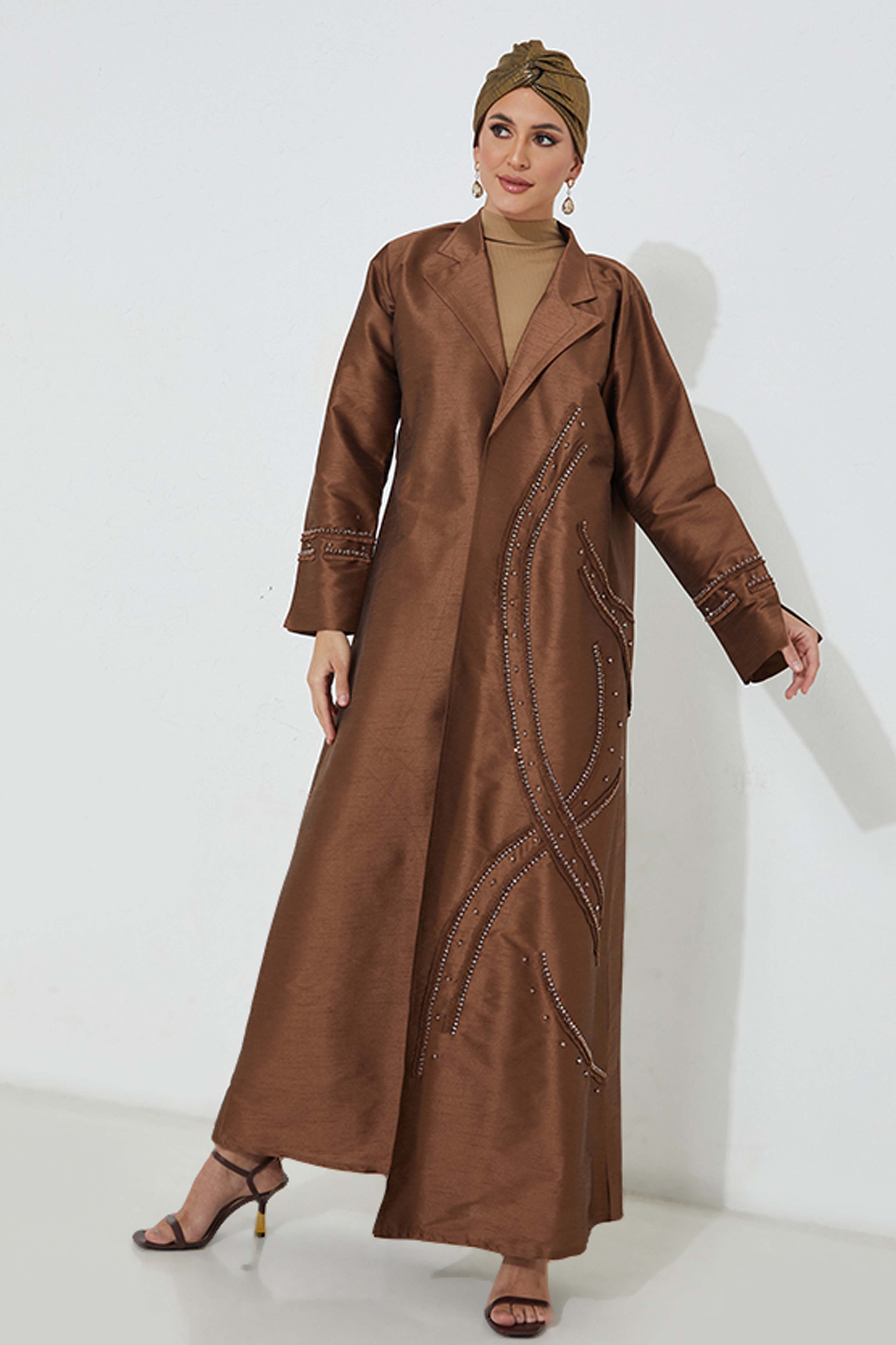 MOiSTREET  Hindi Harir Brown Embellished Abaya