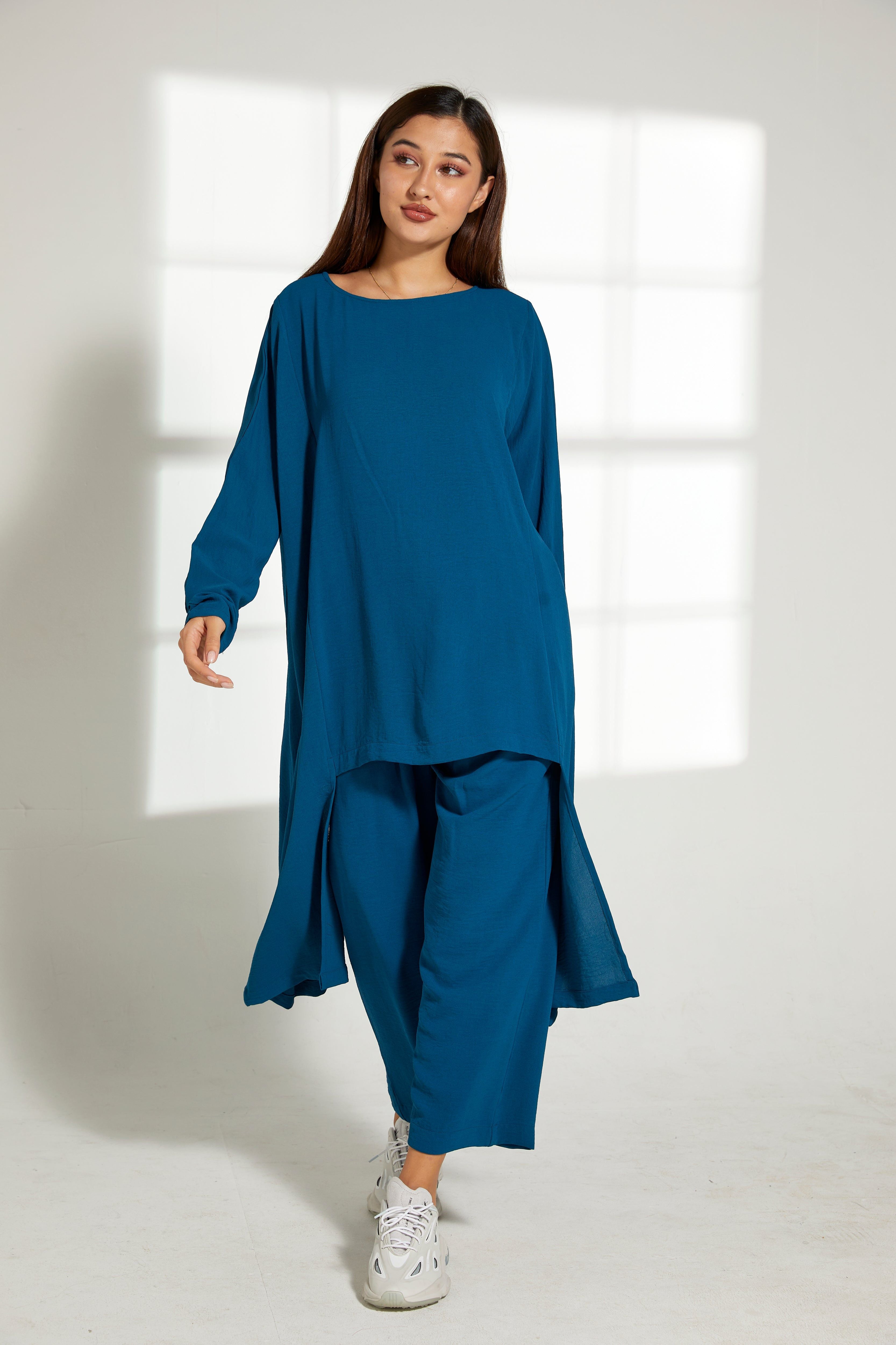 MOiSTREET Blue CEY Fabric Top And Pants Set