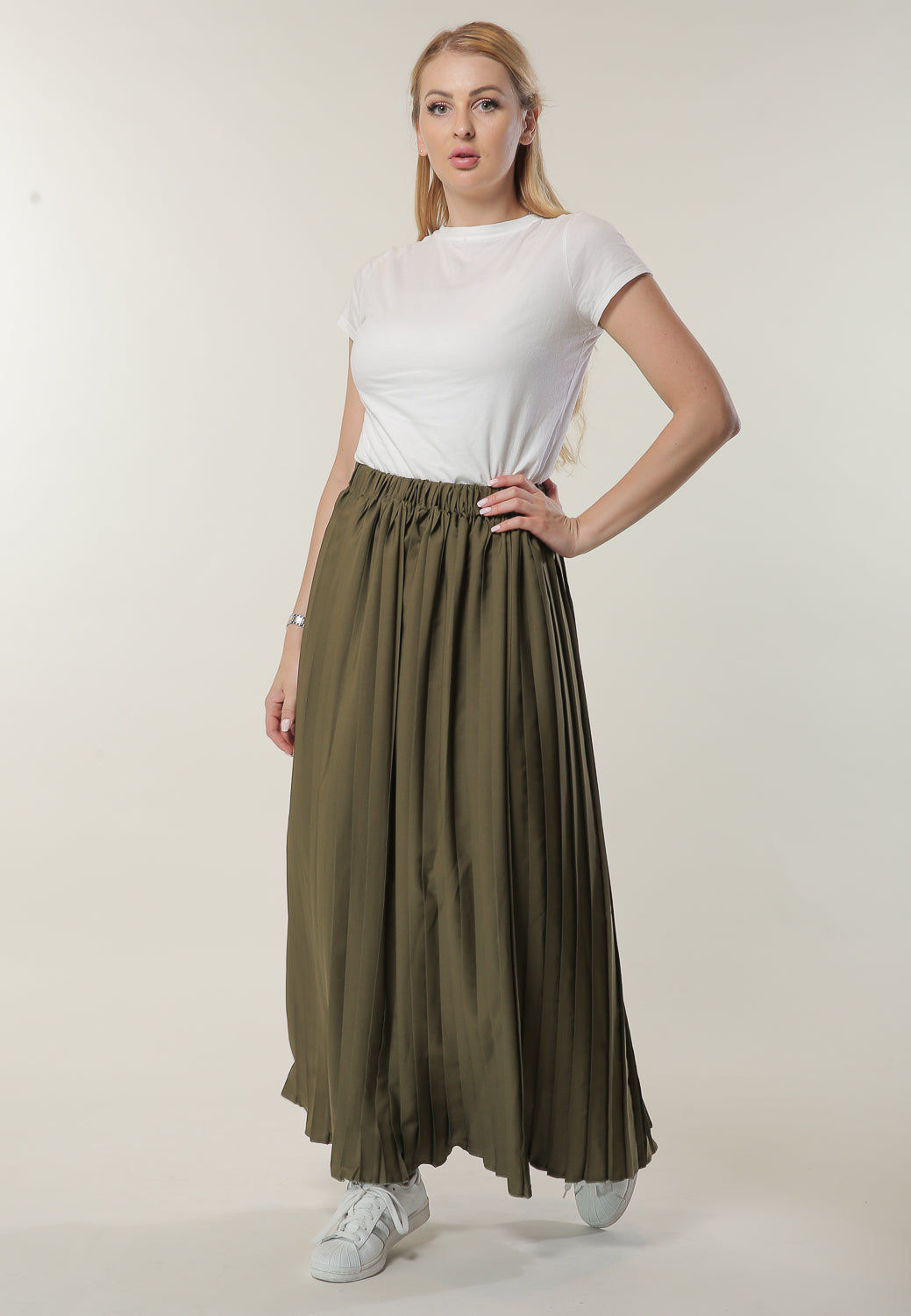 MOiSTREET Green Pleated Skirt