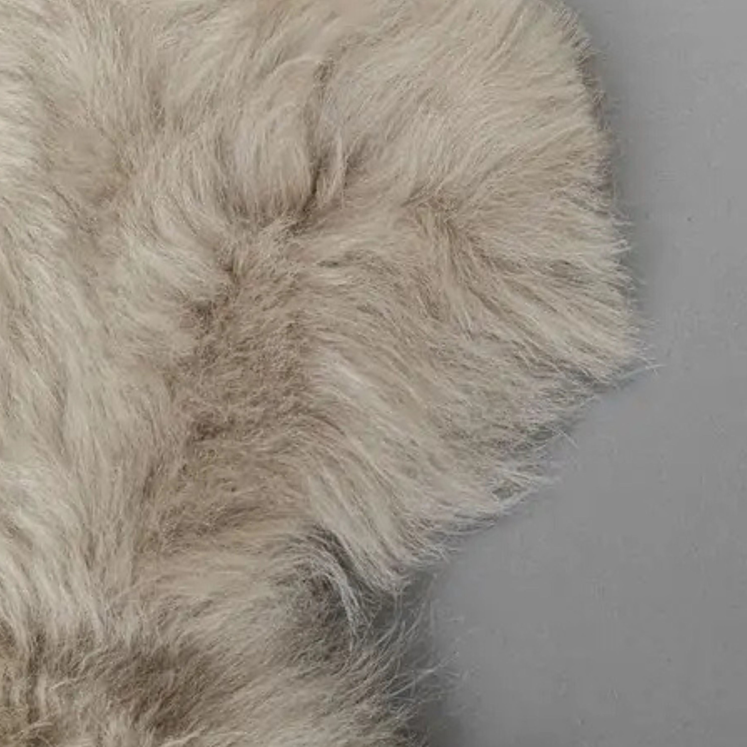 جلد الحمل هايدي