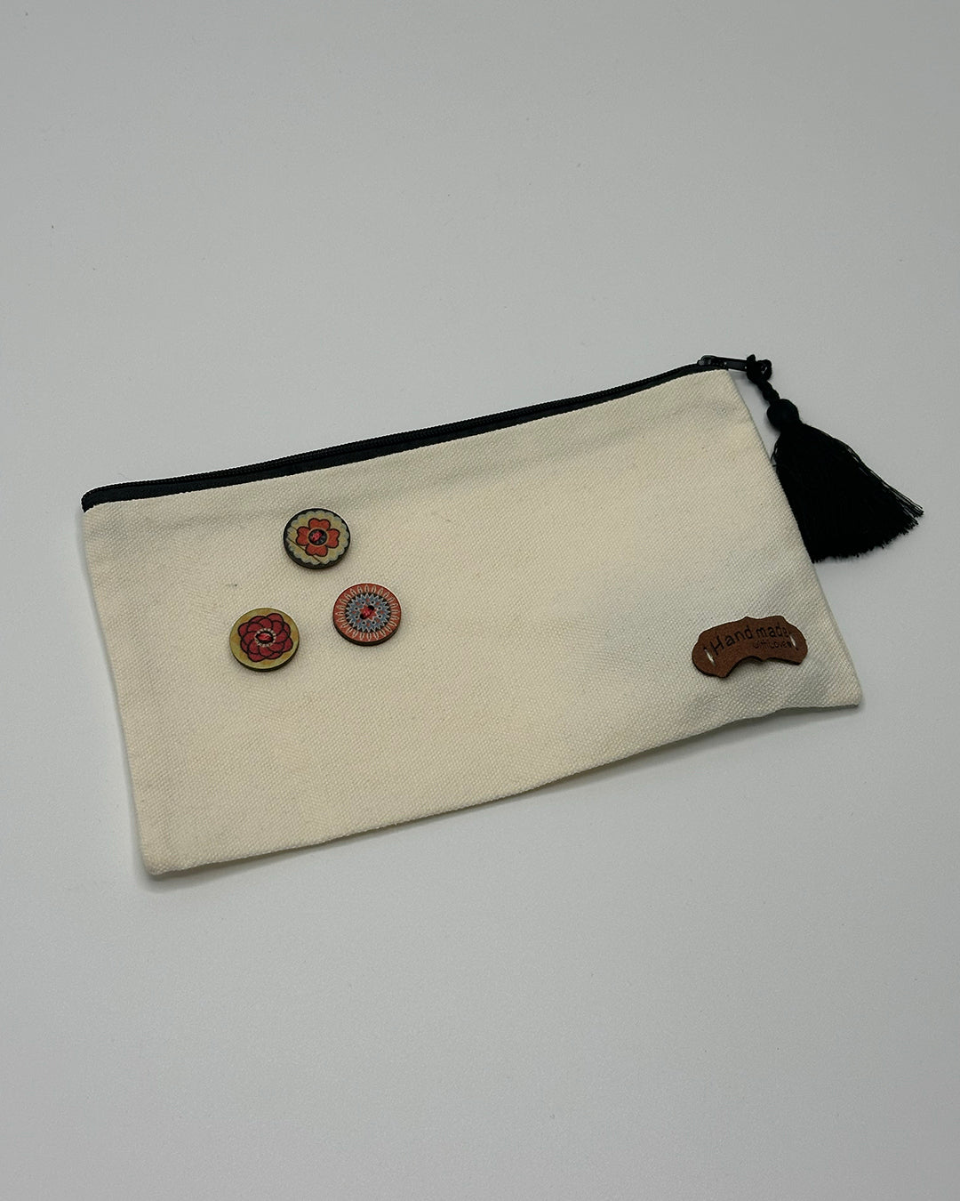 Hartouka Ivory Bloom Pouch