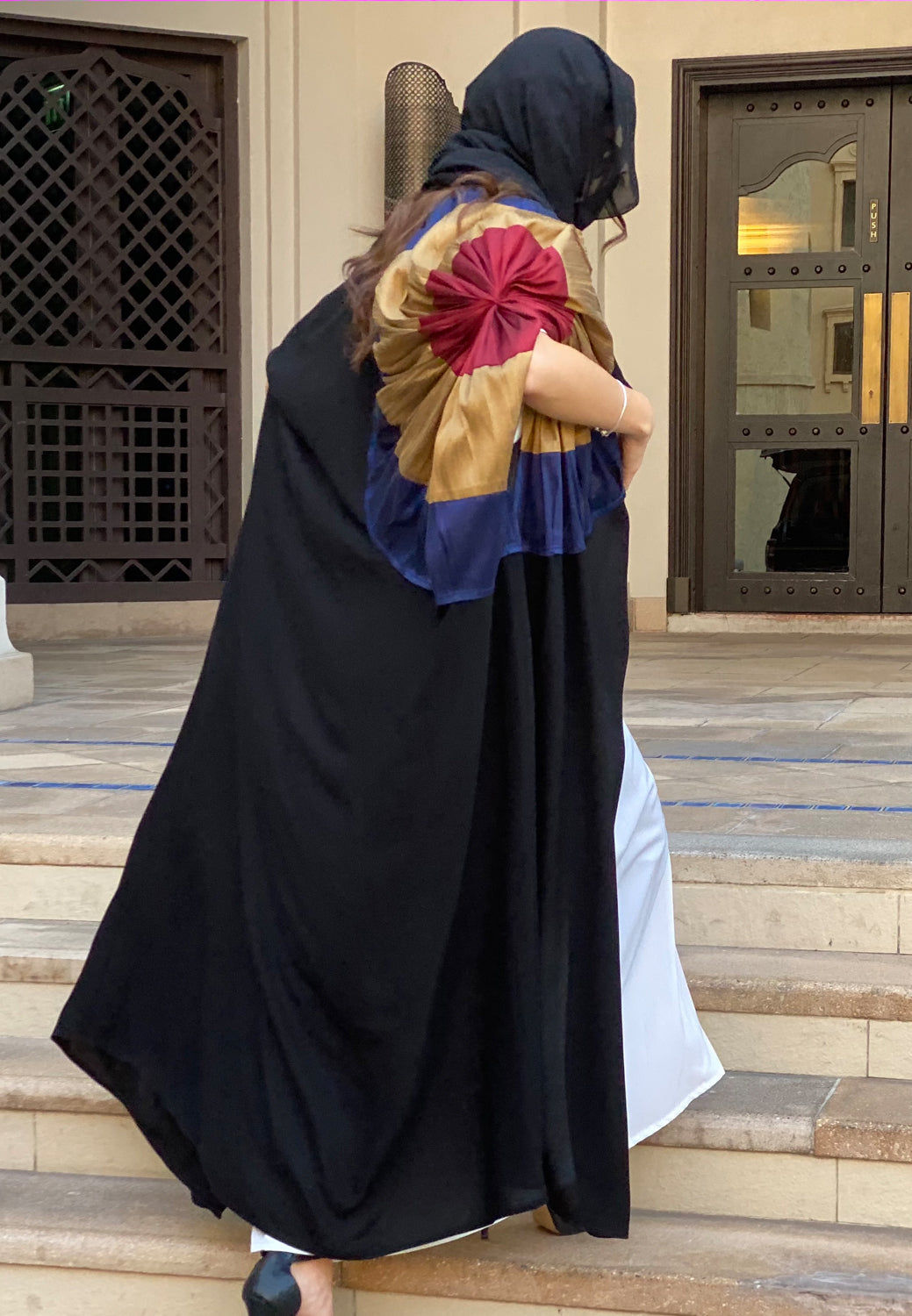 MOiSTREET Frill Flower Abaya