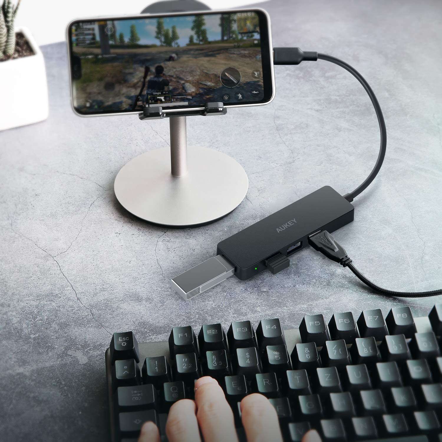 Aukey CB-C64 USB-C to 4-port USB3.0 A Hub