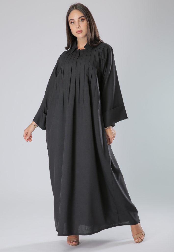MOiSTREET Collar Abaya