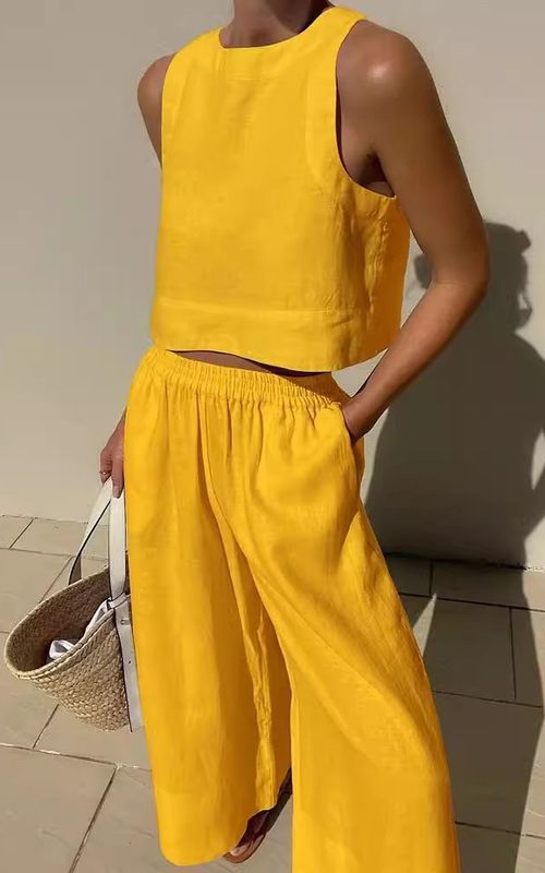 Women's Plus-Size Sleeveless Shirt & Loose Long Pants Set
