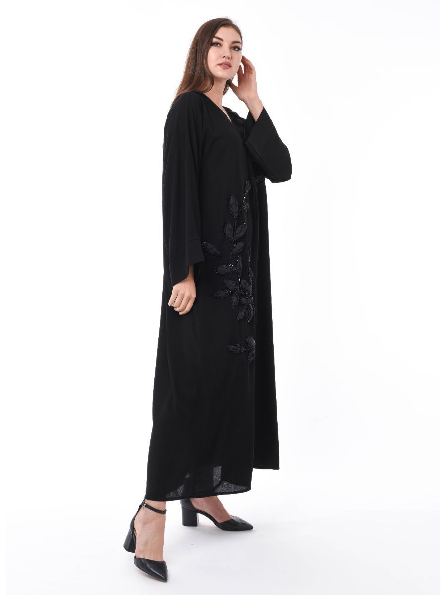 MOiSTREET Black Exotic Abaya with Hand Embroidery and Patchwork