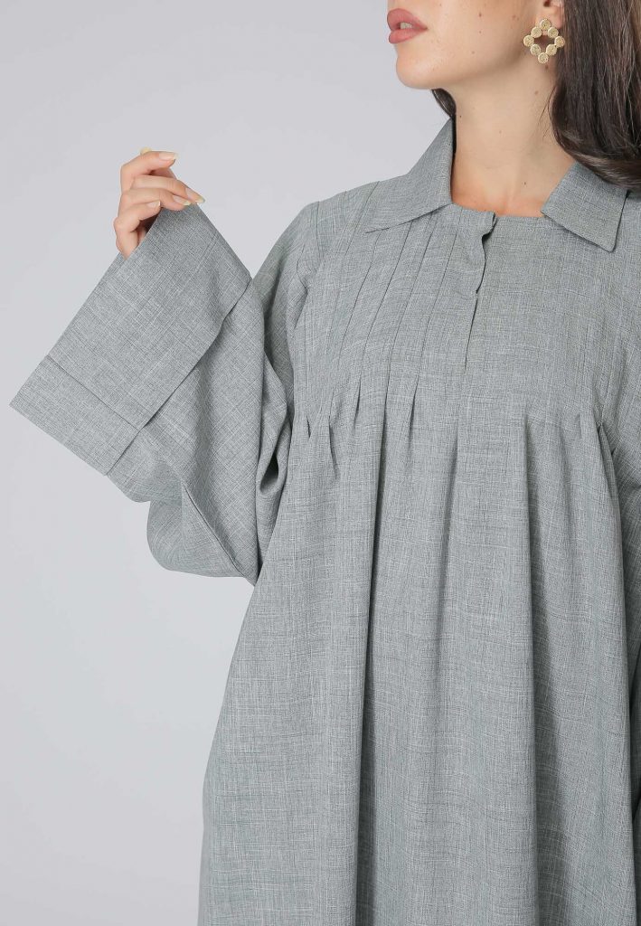 MOiSTREET Collar Abaya