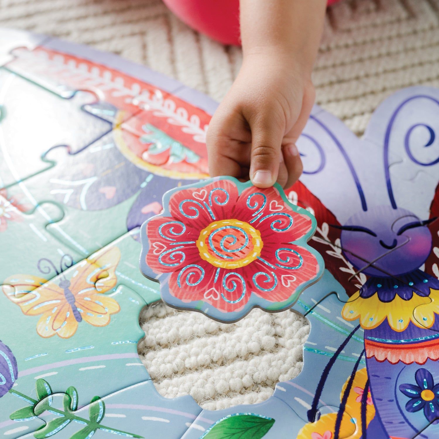 لغز أرضي على شكل فراشة