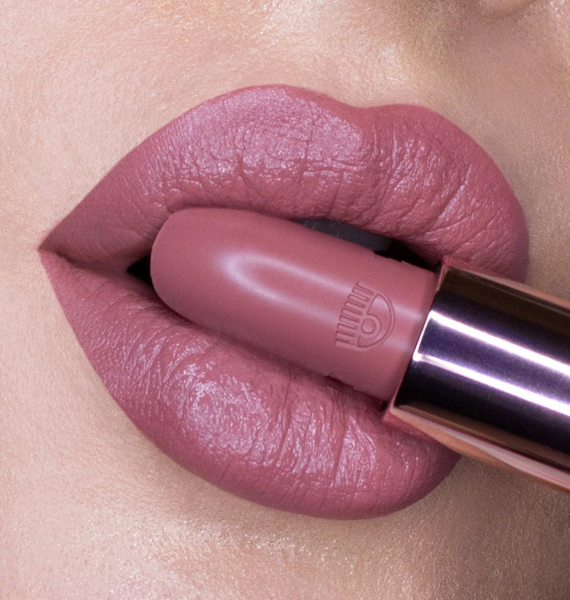 Lip Kit - Kiss Essential