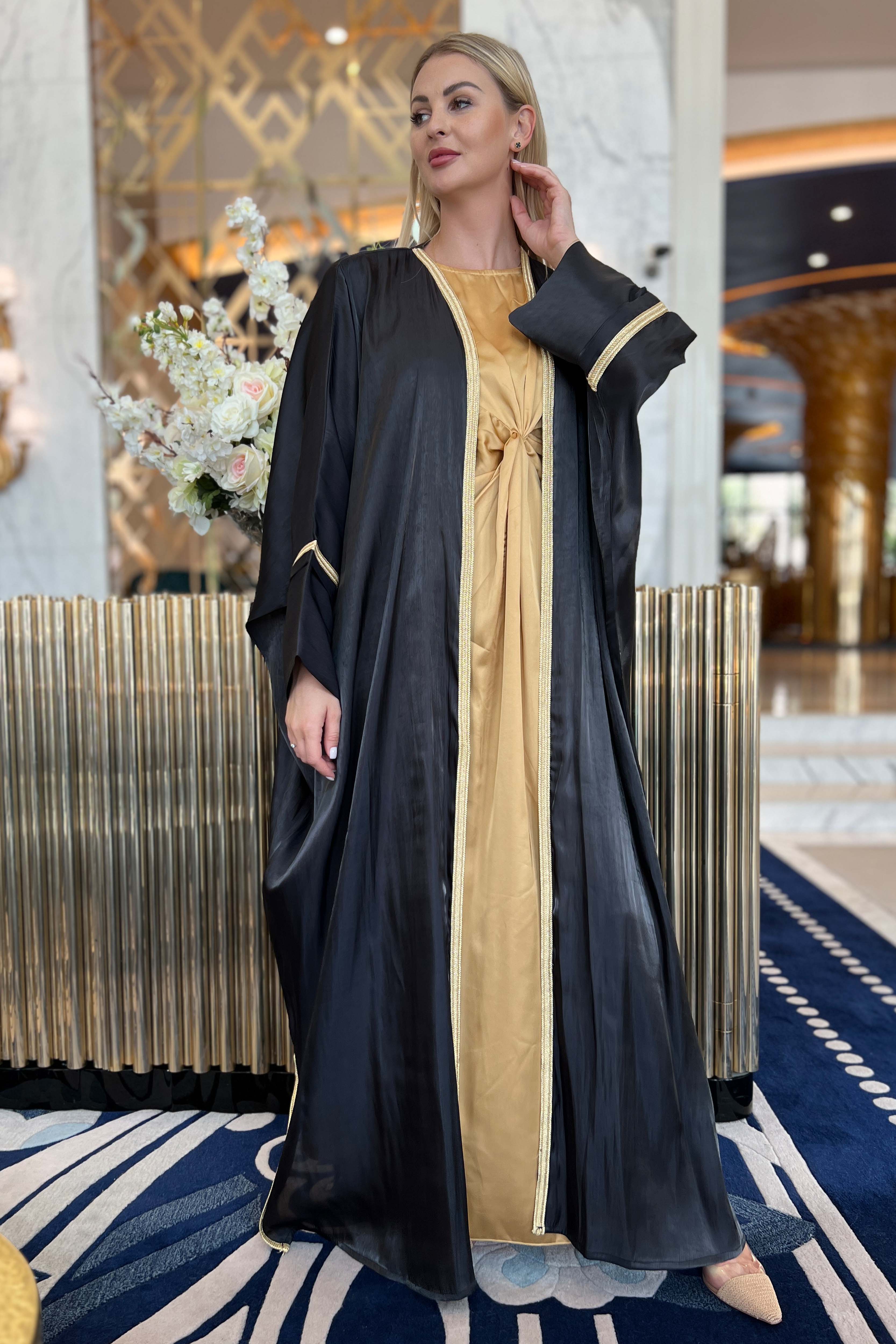 MOiSTREET Black Rotana Shimmer Bhist Abaya Set