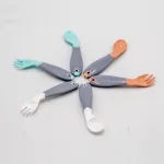 مجموعة شوكة وملعقة بلاستيكية بزاوية من Babyjem، من عمر 6 أشهر فما فوق، باللون الأزرق