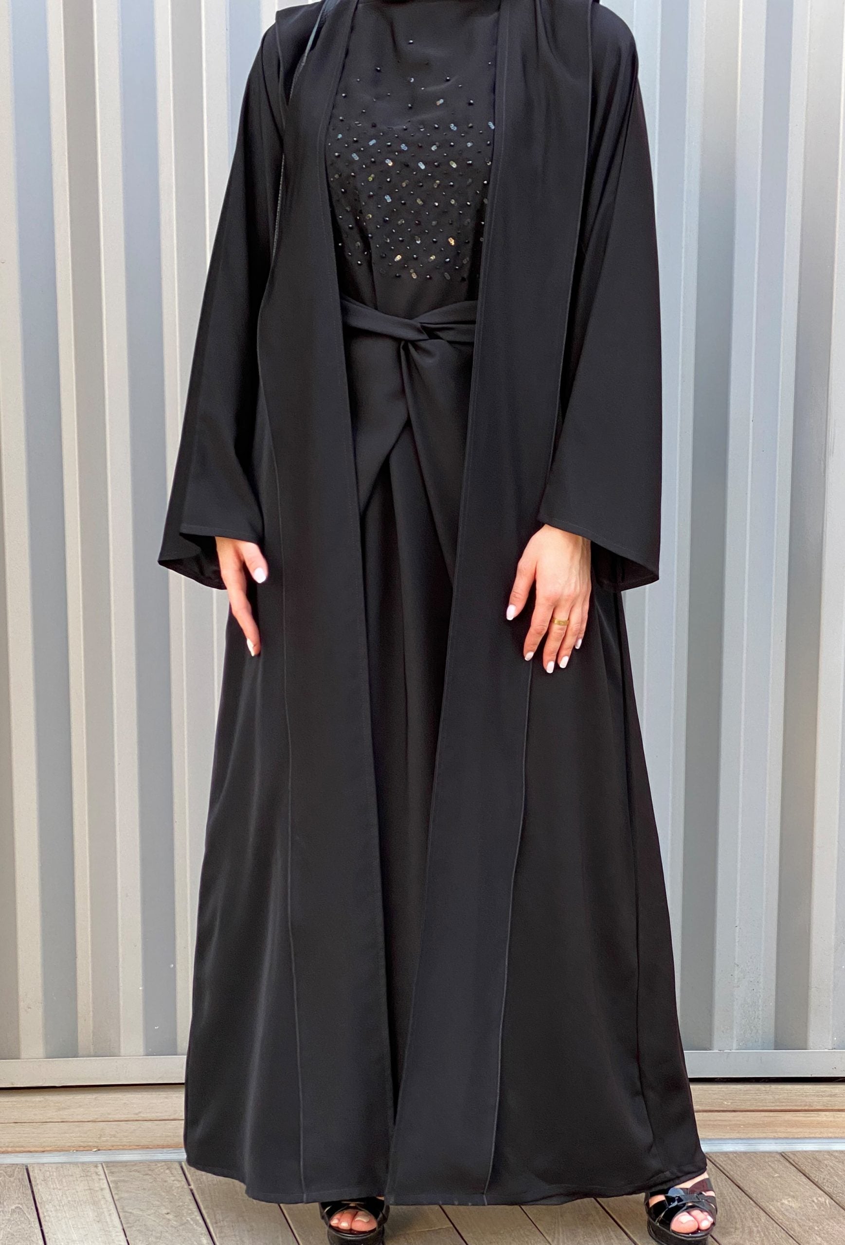 MOiSTREET Black Nada Abaya Set with Embroidered Under Dress