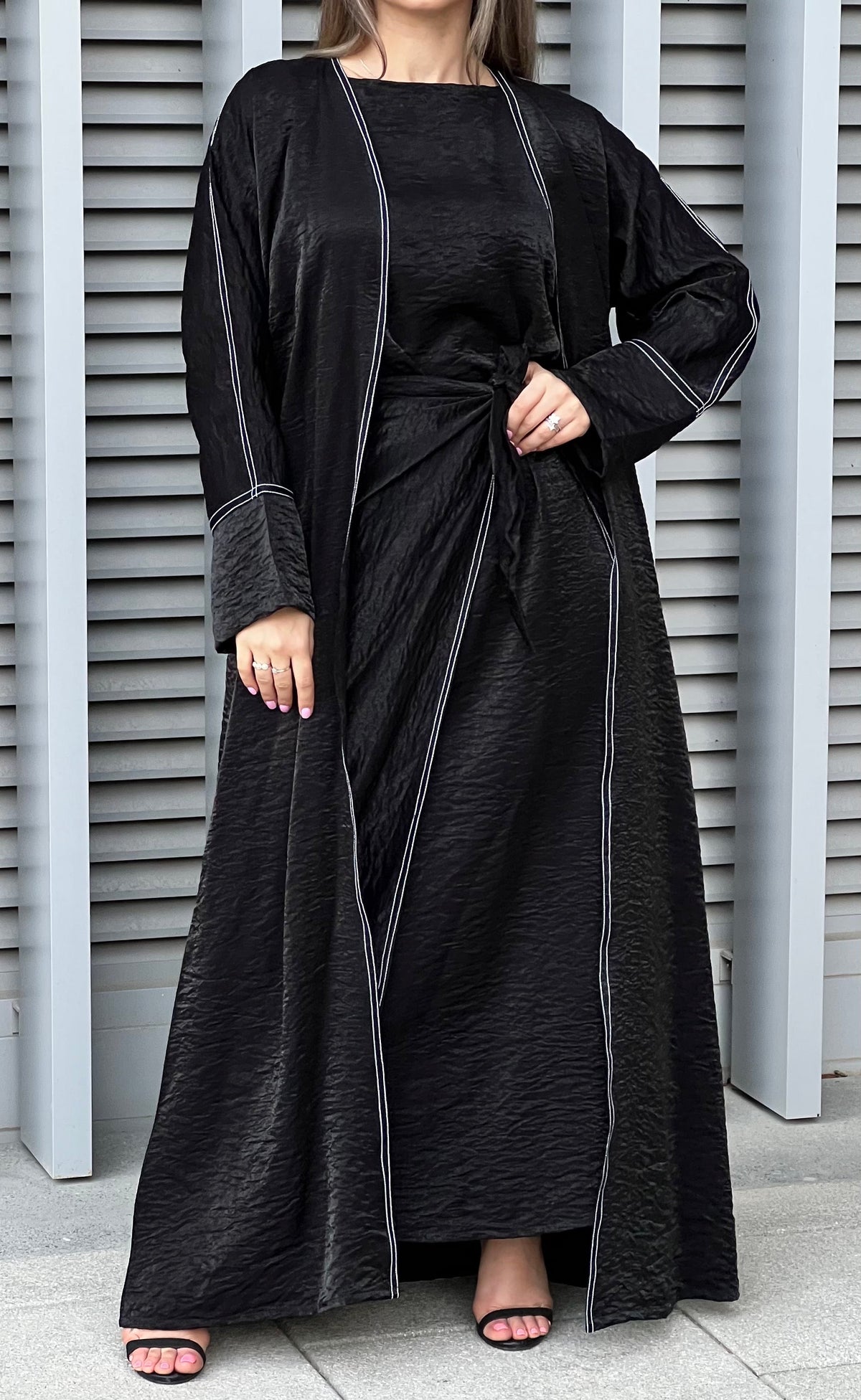 MOiSTREET 4 Pieces Abaya Set With Under Dress belt And Scarf