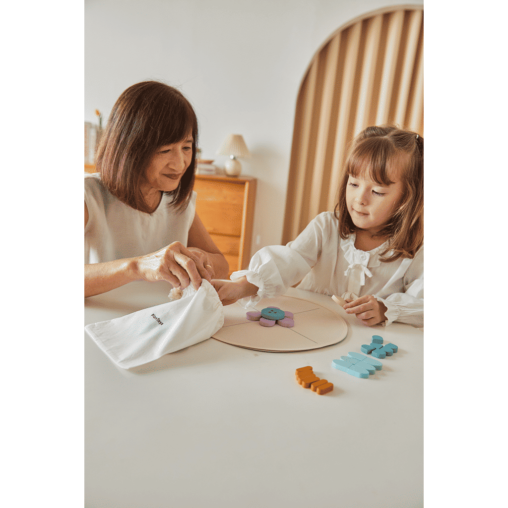PlanToys ماندالا — مجموعة بناء أنماط خشبية