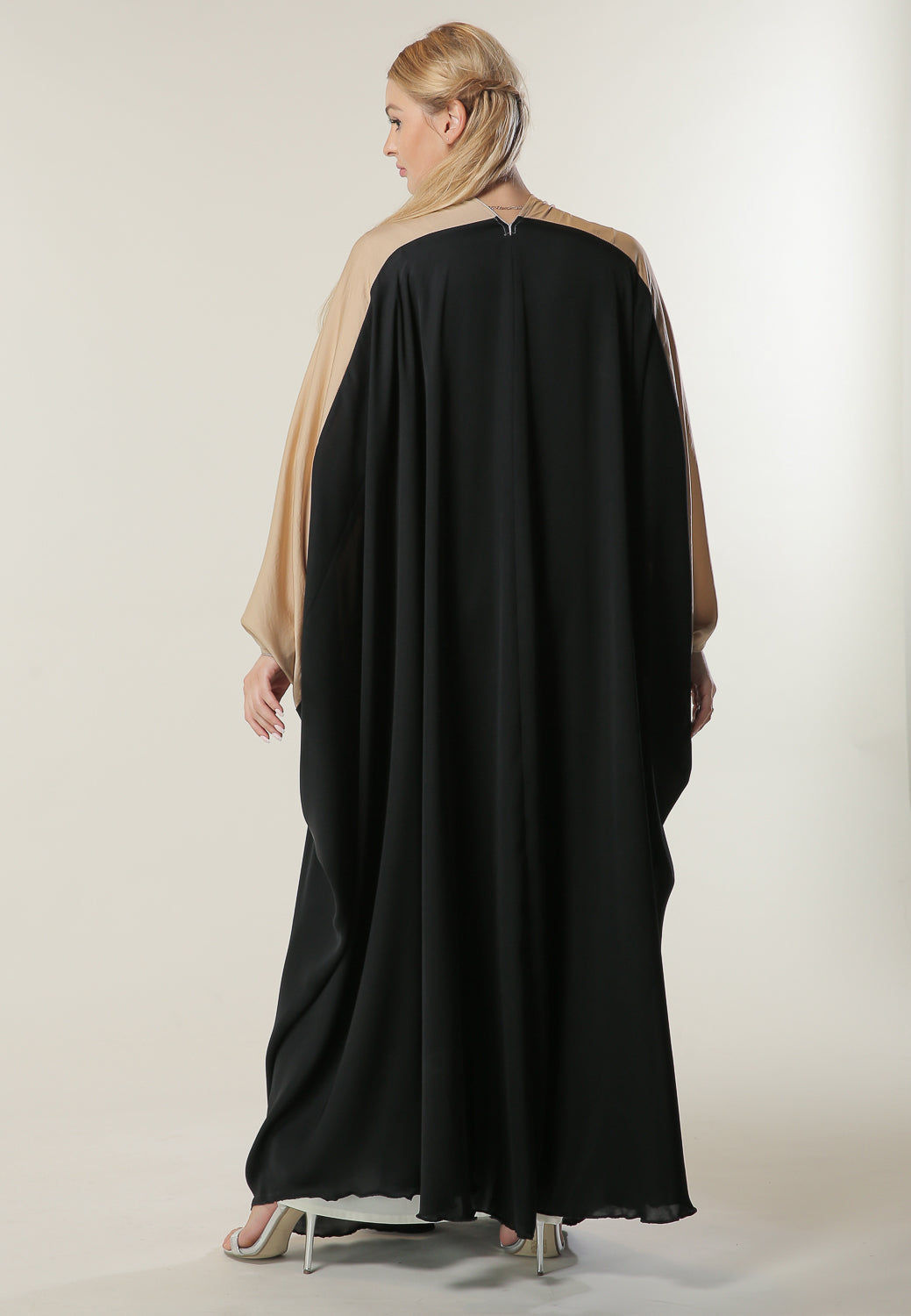 MOiSTREET Colorblock Farasha Abaya