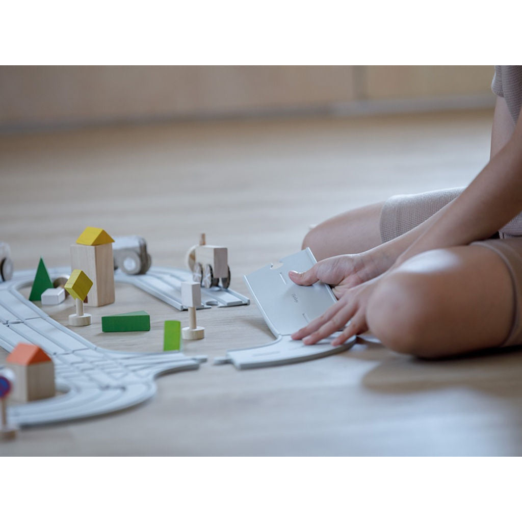 PlanToys Road & Rail — Rubber Track Set