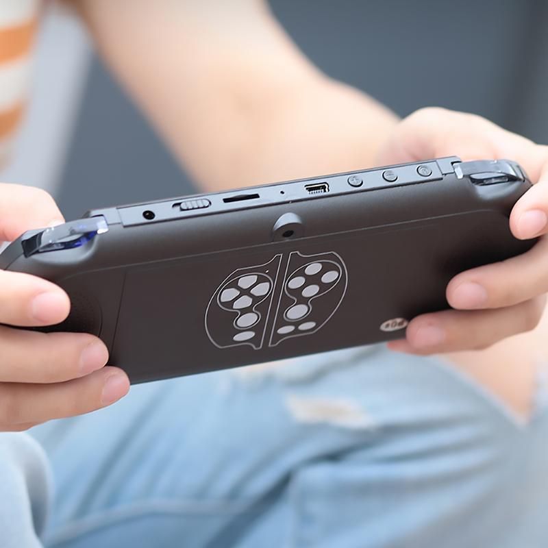 5.1 inch Video Game Retro Console 8GB Double Rocker Game Player