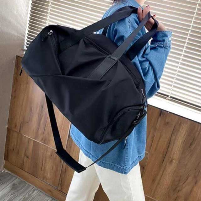 Practical Fitness Bag for Gym & Travel – Durable Multi-Compartment Sports & Travel Bag