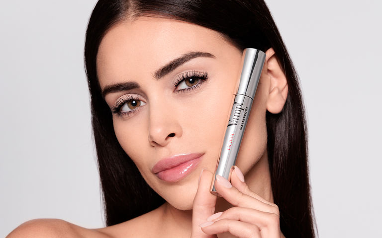 Vamp! Waterproof Mascara - 001 Extra Black