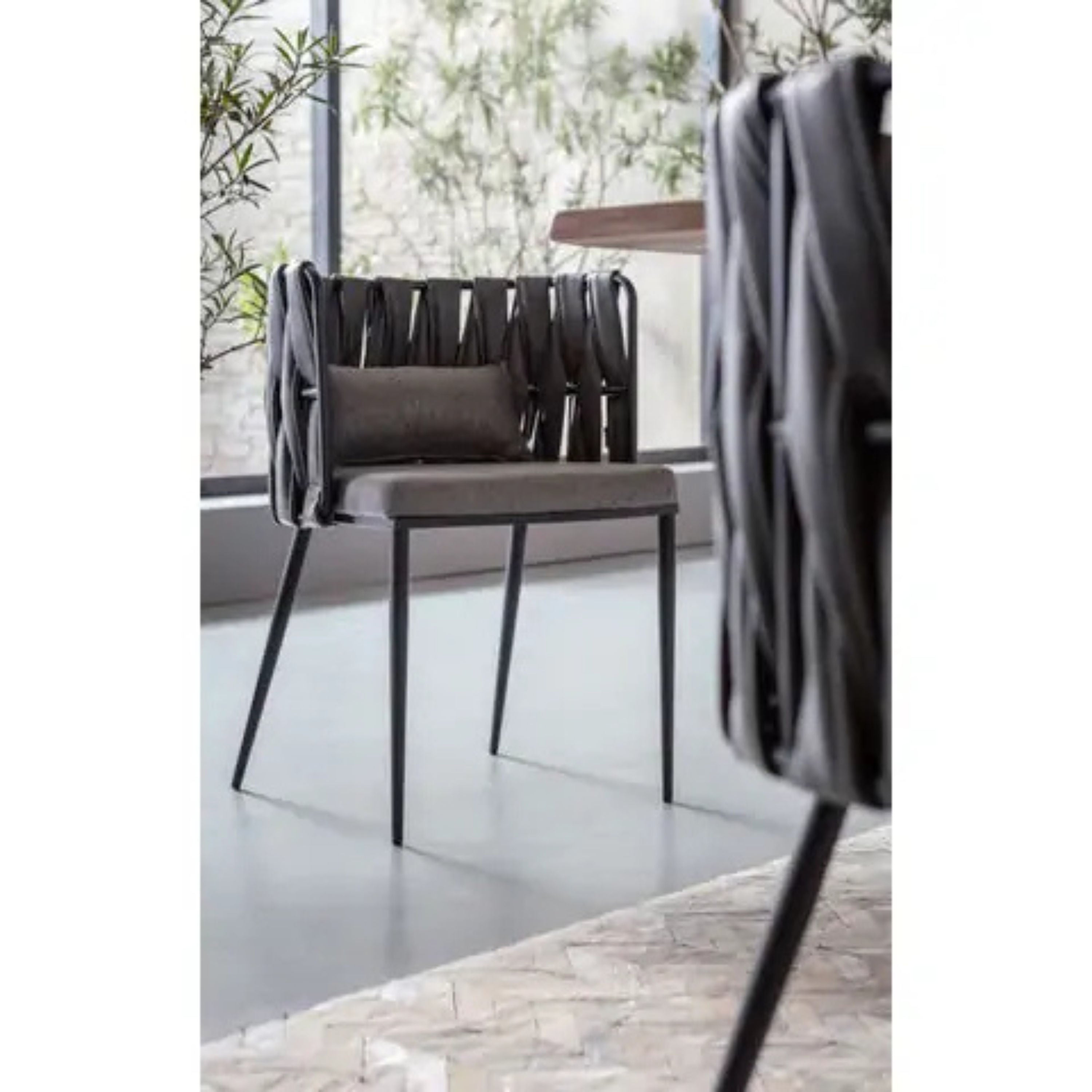 كرسي Cheerio مع مسند للذراعين