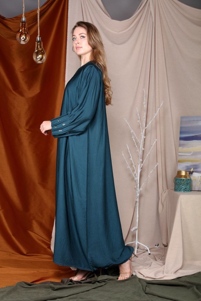 MOiSTREET Teal Pleated Sleeves Abaya