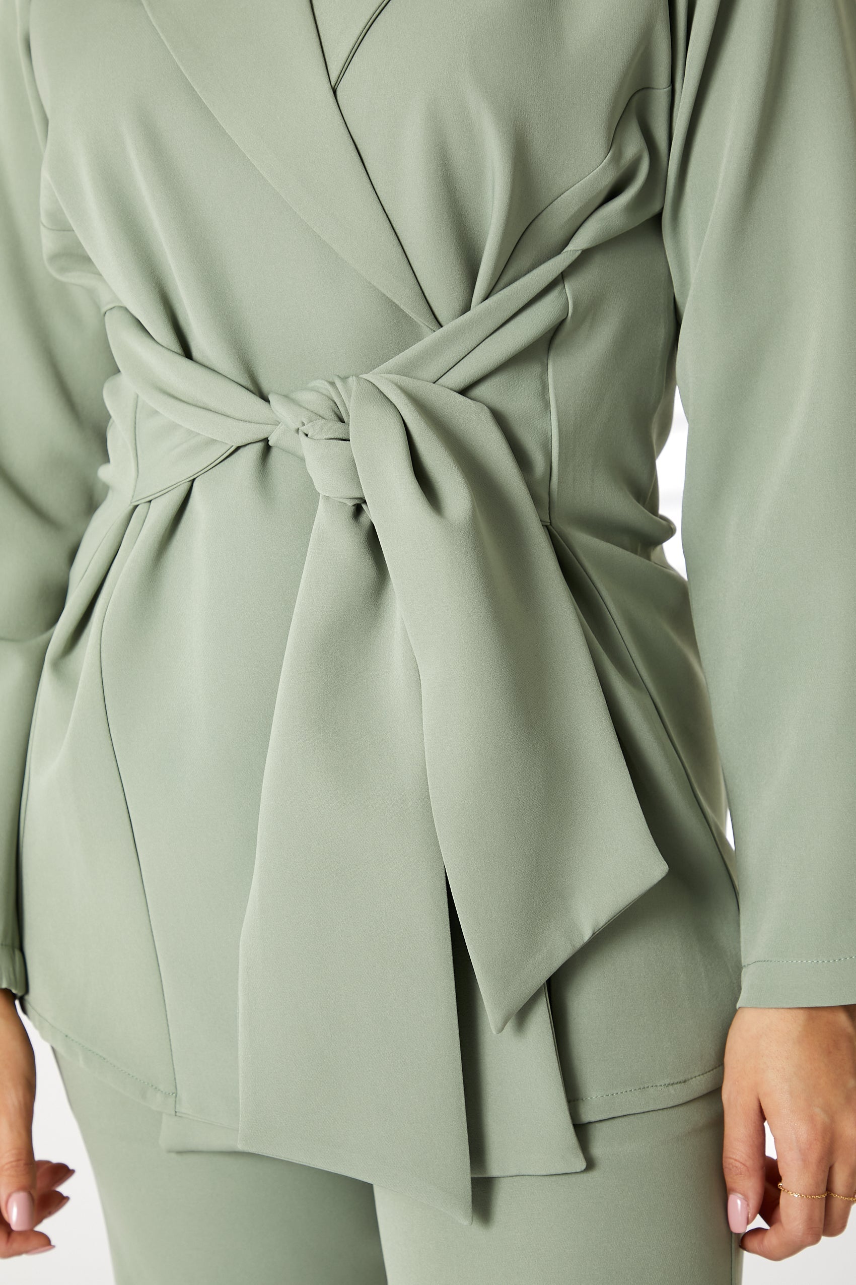 MOiSTREET Grey Barbie Crepe Fabric Blazer and Pants Set