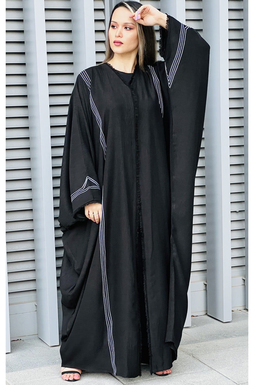 MOiSTREET Louise Crepe Bhist Abaya