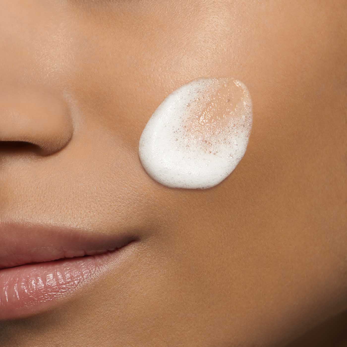 Gentle Renewing Cleansing Mousse 150ml