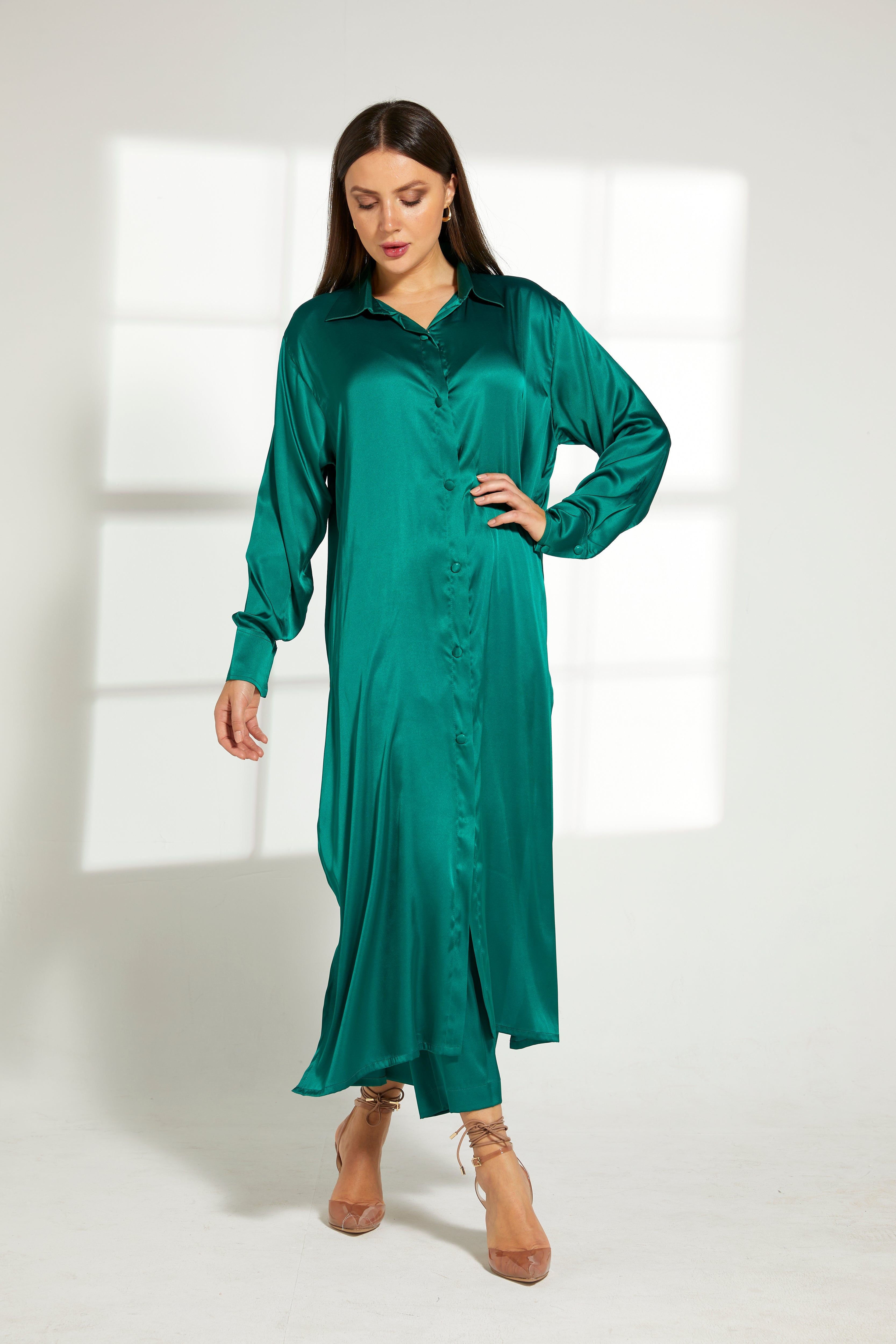 MOiSTREET Green Silk Fabric Top and Pants Set