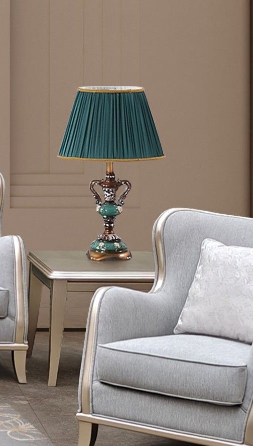 Vintage End Table #G-926
