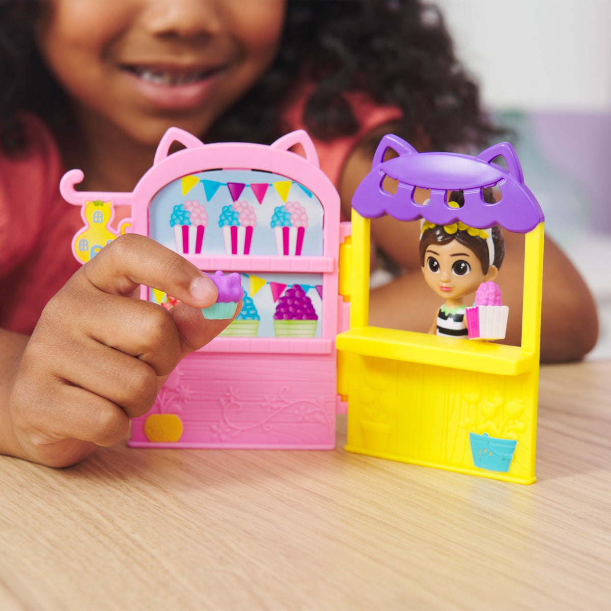 Gabby’s Dollhouse Kitty Fairy Garden Party Playset